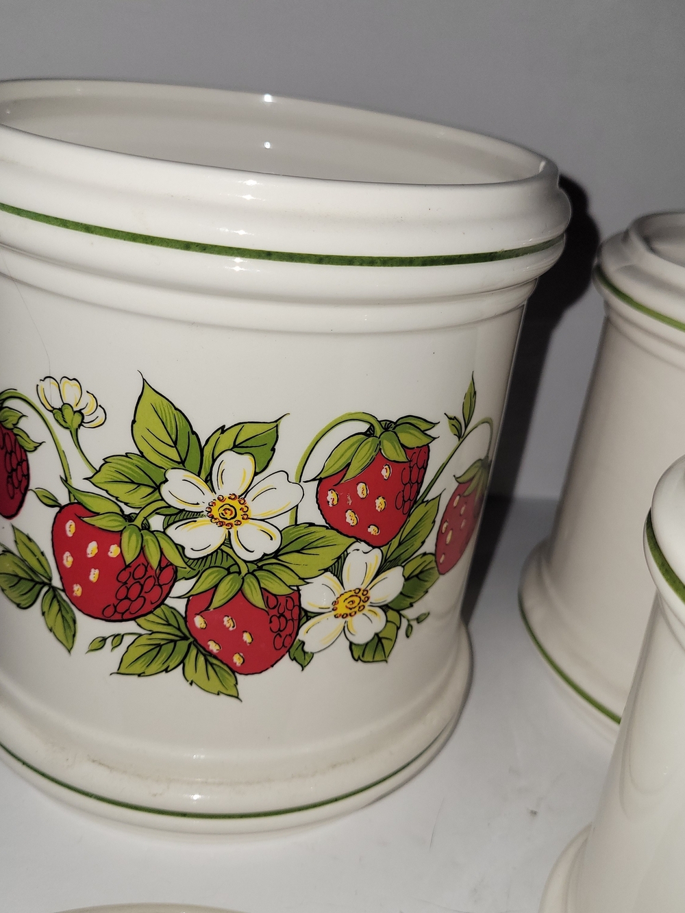 Vintage Sears Strawberry Ceramic Canister Set - Cream & Red - Picture 7 of 7